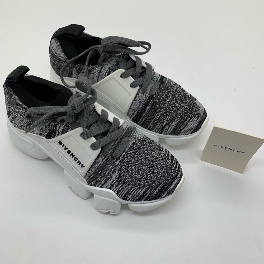 Givenchy
Black Chaussette Jaw White Grey Sock Logo
